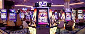 Live Roulette ဘီးလည်နေစဉ် Ball ကျနေသည့် ဂိမ်း Studio မြင်ကွင်း mmk77 app